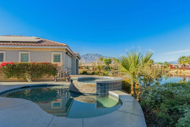 2 Pyramid Lake Court, Rancho Mirage, CA 92270