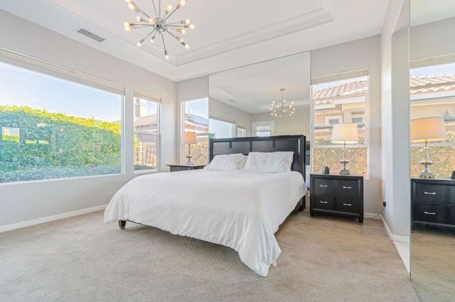 2 Pyramid Lake Court, Rancho Mirage, CA 92270