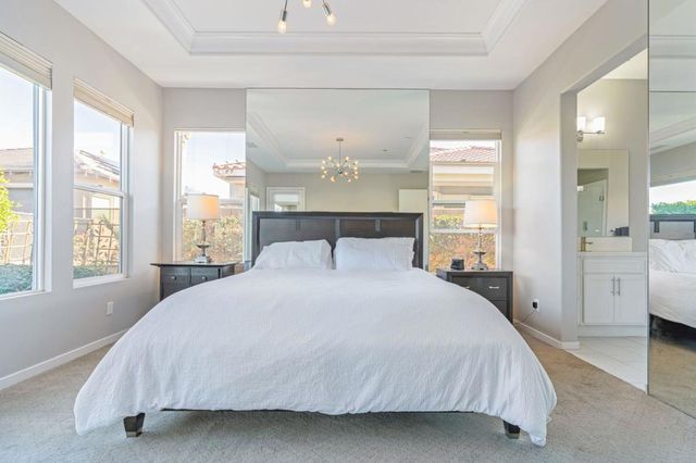 2 Pyramid Lake Court, Rancho Mirage, CA 92270