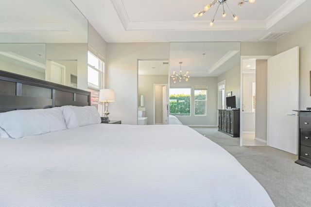 2 Pyramid Lake Court, Rancho Mirage, CA 92270