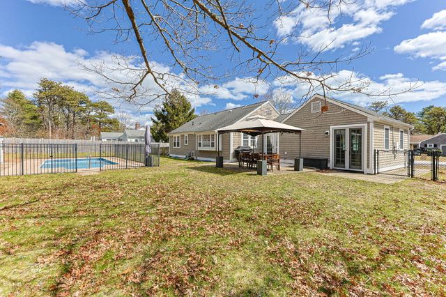 176 Beacon Street, South Yarmouth, MA 02664
