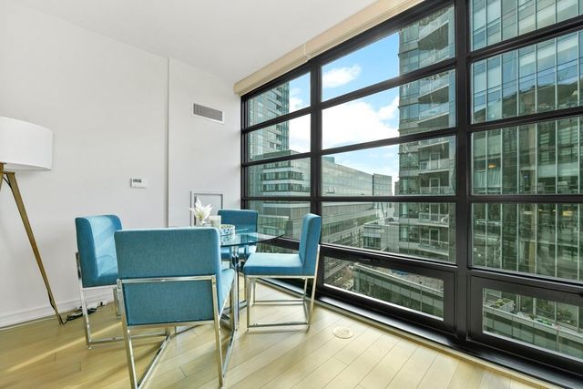 580 Washington St 11F, Boston, MA 02111