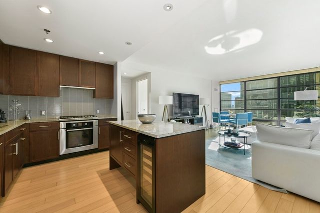 580 Washington St 11F, Boston, MA 02111