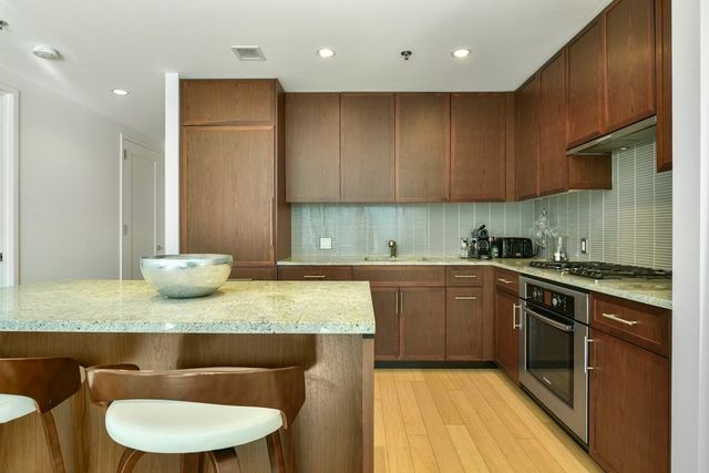 580 Washington St 11F, Boston, MA 02111