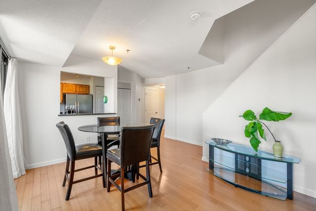 147 Kelton St 704, Boston, MA 02134