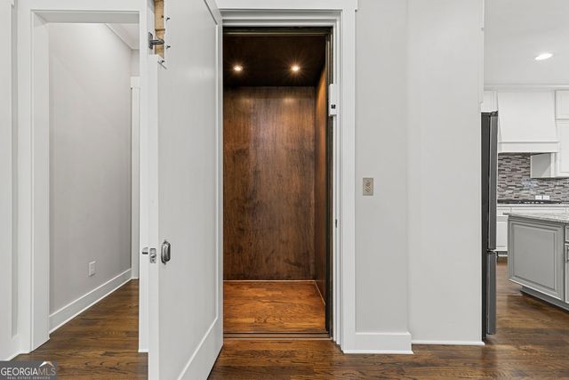 190 Fowler Street, Woodstock, GA 30188