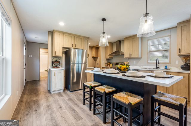 60 Bennys Drive, Cleveland, GA 30528