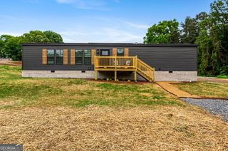 60 Bennys Drive, Cleveland, GA 30528
