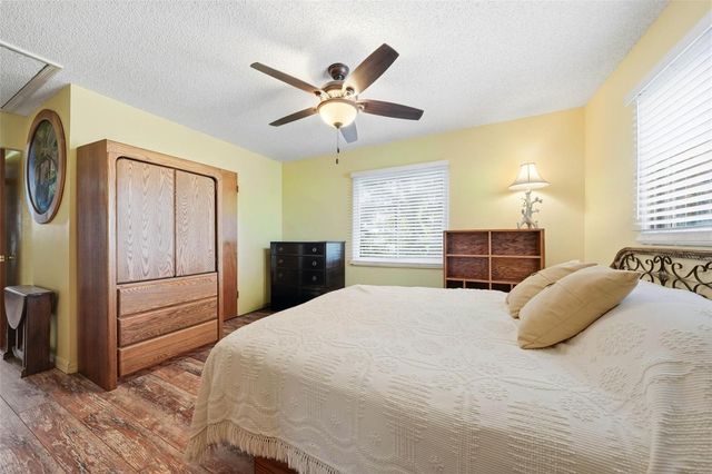 400 LAKESHORE DRIVE, Eustis, FL 32726