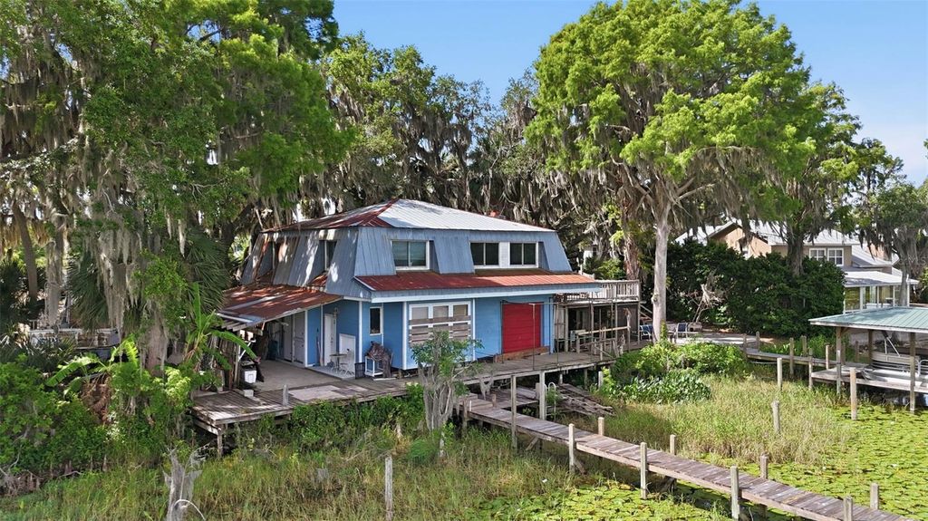 400 LAKESHORE DRIVE, Eustis, FL 32726