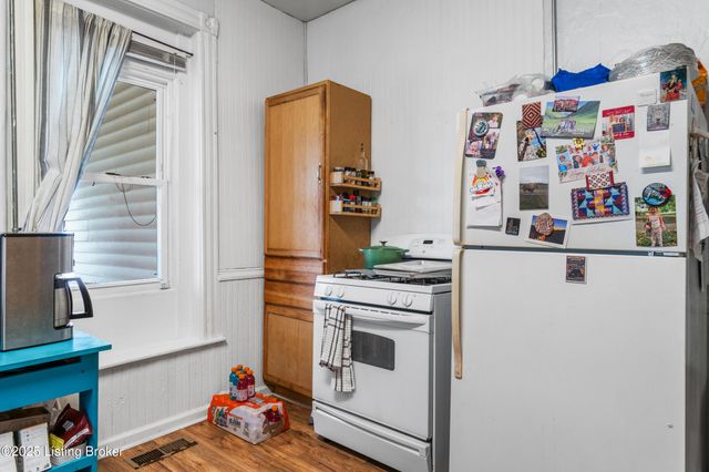 3846 Southern Pkwy, Louisville, KY 40214