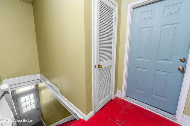 3846 Southern Pkwy, Louisville, KY 40214