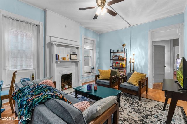 3846 Southern Pkwy, Louisville, KY 40214