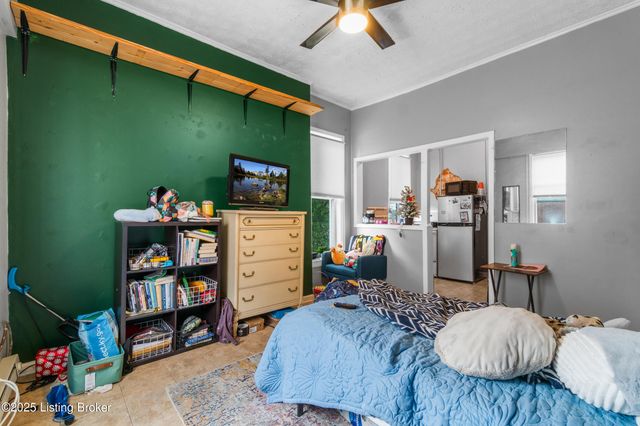 3846 Southern Pkwy, Louisville, KY 40214