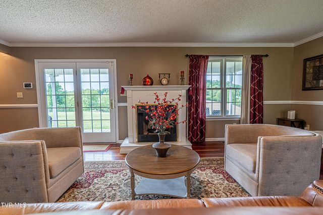 29349 Hawthorne Drive, Meadowview, VA 24361