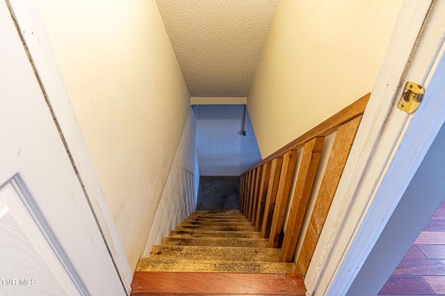 29349 Hawthorne Drive, Meadowview, VA 24361
