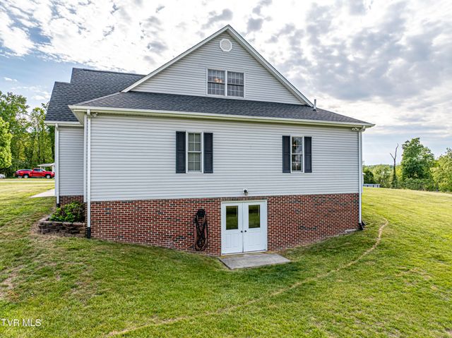29349 Hawthorne Drive, Meadowview, VA 24361