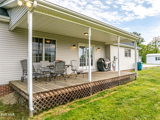 29349 Hawthorne Drive, Meadowview, VA 24361