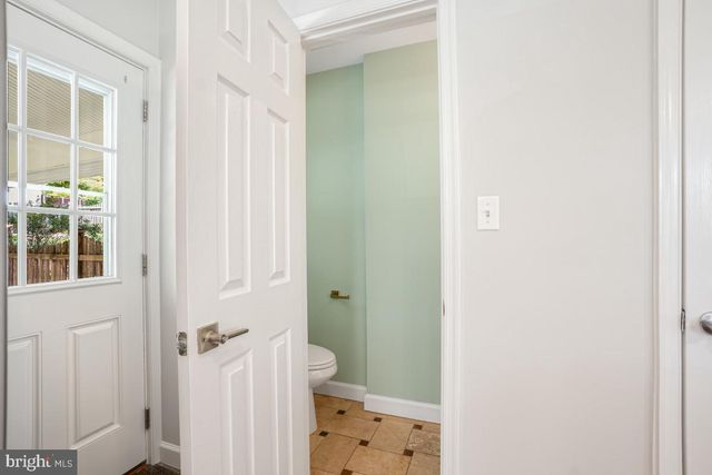 6532 NORTH CAPITOL ST NW, Washington, DC 20012