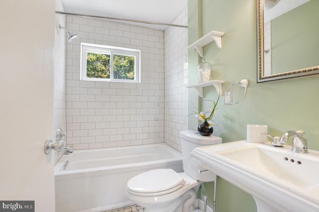 6532 NORTH CAPITOL ST NW, Washington, DC 20012
