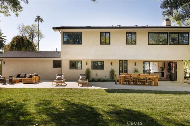 5557 Franrivers Avenue, Woodland Hills, CA 91367