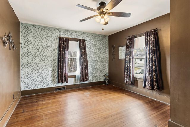 106 FRANK Street, Council Bluffs, IA 51503