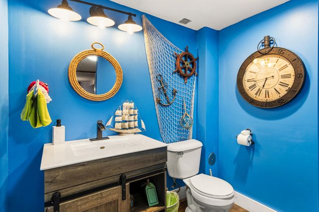 106 FRANK Street, Council Bluffs, IA 51503