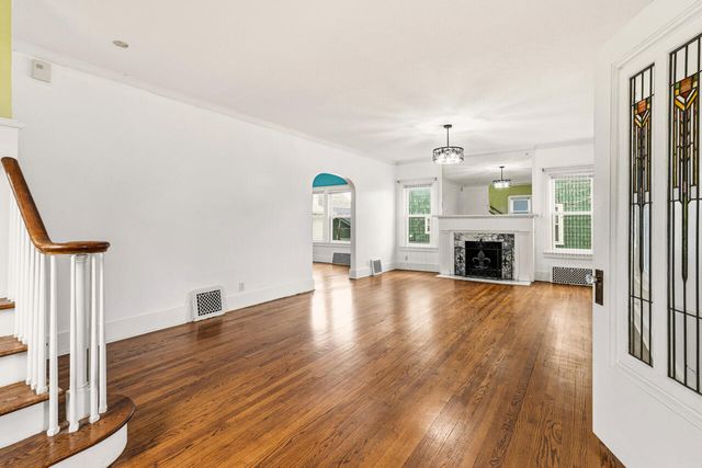 106 FRANK Street, Council Bluffs, IA 51503