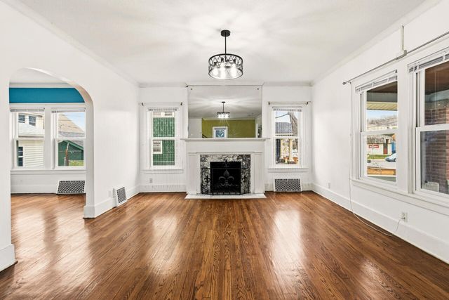 106 FRANK Street, Council Bluffs, IA 51503