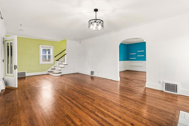 106 FRANK Street, Council Bluffs, IA 51503