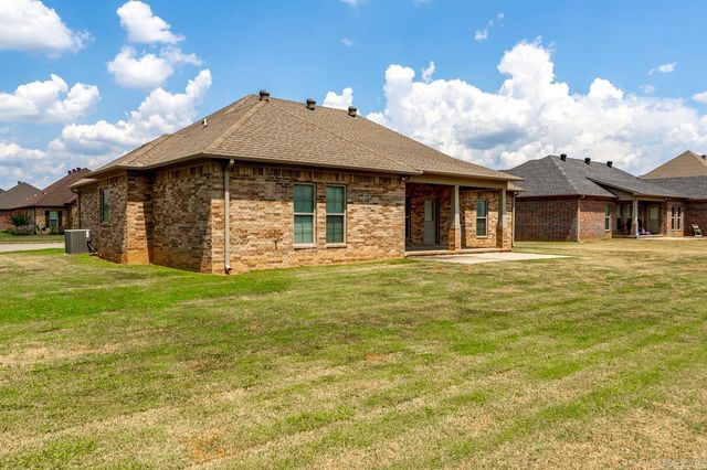 2775 PULASKI Drive, Conway, AR 72034