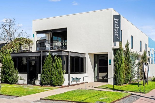 1605 Willow ST A, Austin, TX 78702