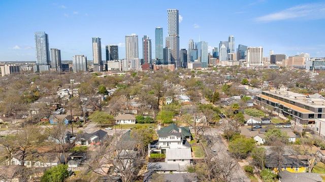 1605 Willow ST A, Austin, TX 78702