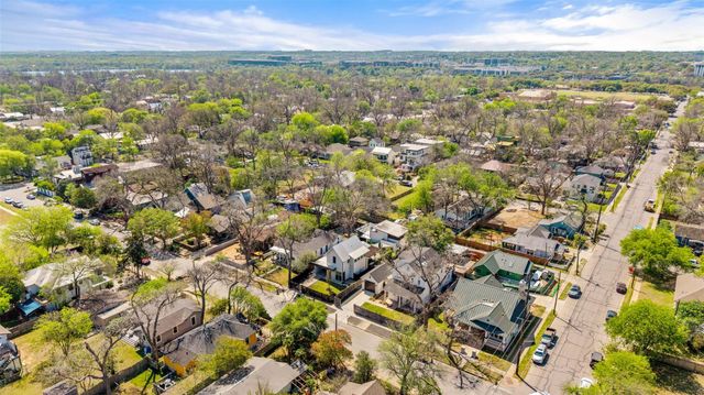 1605 Willow ST A, Austin, TX 78702