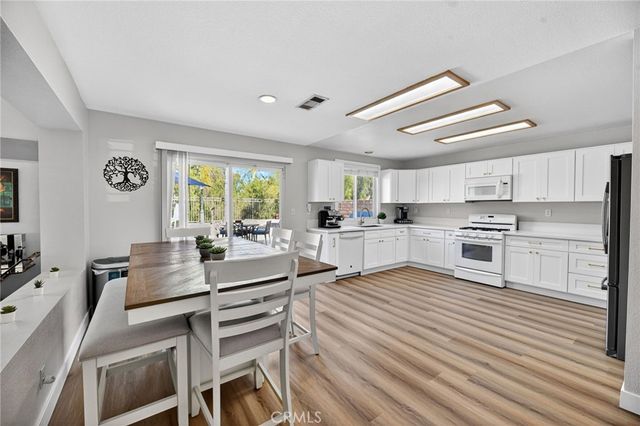 8892 Dahlia Drive, Corona, CA 92883