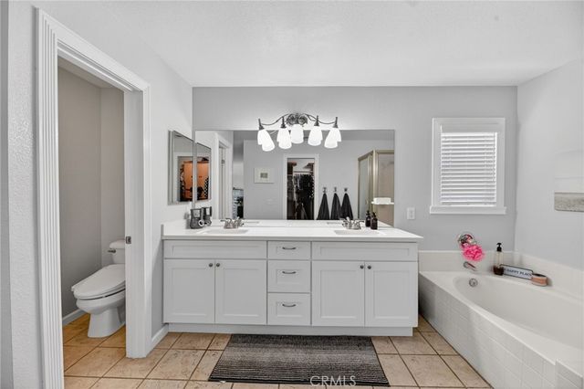 8892 Dahlia Drive, Corona, CA 92883