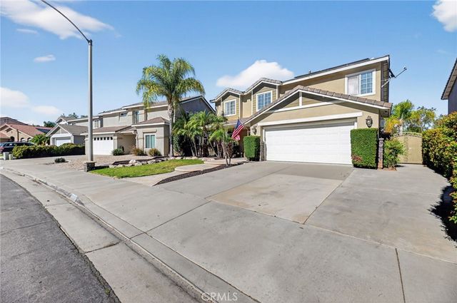 8892 Dahlia Drive, Corona, CA 92883