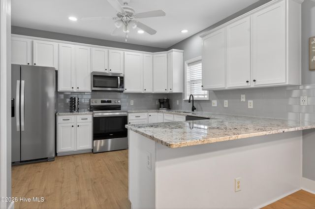 111 Hanby Avenue, Carolina Beach, NC 28428