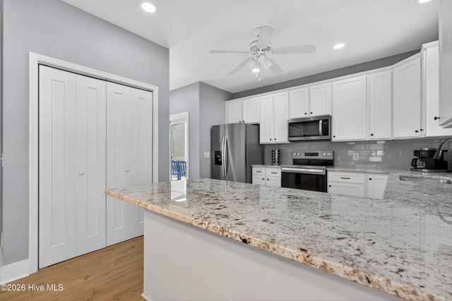 111 Hanby Avenue, Carolina Beach, NC 28428
