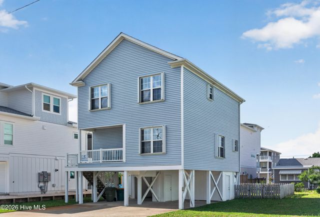 111 Hanby Avenue, Carolina Beach, NC 28428