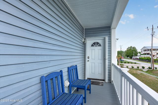 111 Hanby Avenue, Carolina Beach, NC 28428