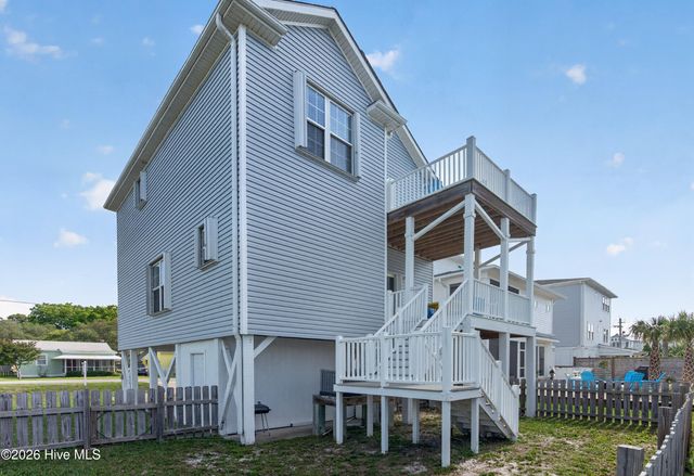 111 Hanby Avenue, Carolina Beach, NC 28428