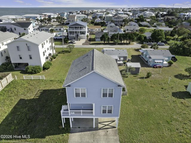 111 Hanby Avenue, Carolina Beach, NC 28428