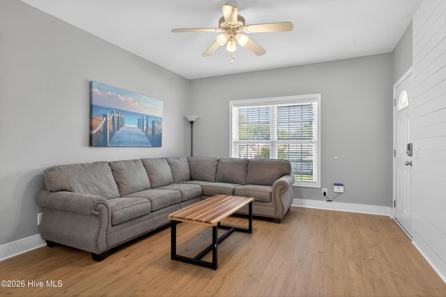 111 Hanby Avenue, Carolina Beach, NC 28428