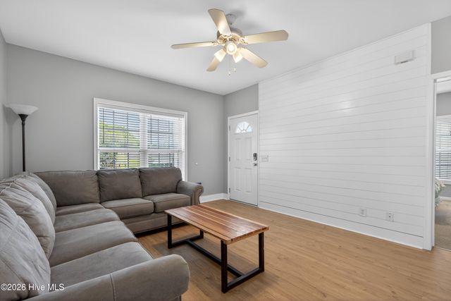 111 Hanby Avenue, Carolina Beach, NC 28428