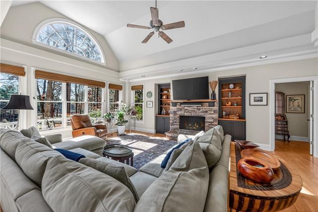 1020 Kimbrough Hill Lane, Greensboro, GA 30642