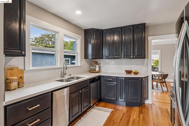922 Carmel Ave, Albany, CA 94706