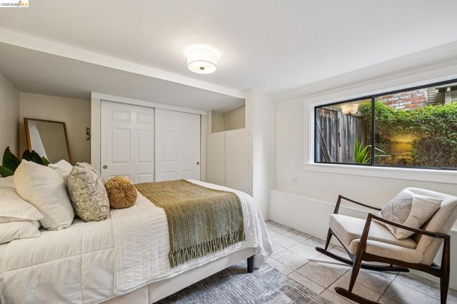 922 Carmel Ave, Albany, CA 94706
