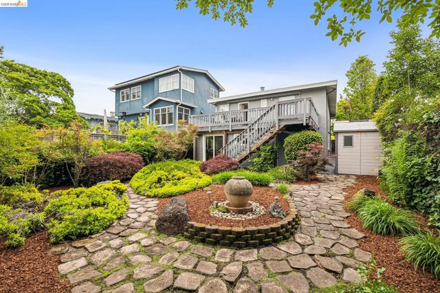922 Carmel Ave, Albany, CA 94706
