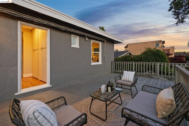 922 Carmel Ave, Albany, CA 94706
